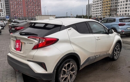 Toyota C-HR I рестайлинг, 2021 год, 2 799 000 рублей, 5 фотография