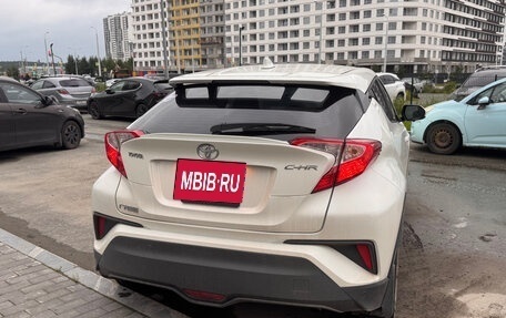 Toyota C-HR I рестайлинг, 2021 год, 2 799 000 рублей, 6 фотография