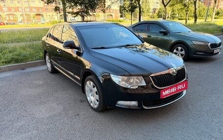 Skoda Superb III рестайлинг, 2009 год, 975 000 рублей, 2 фотография