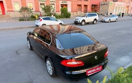 Skoda Superb III рестайлинг, 2009 год, 975 000 рублей, 4 фотография