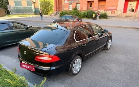 Skoda Superb III рестайлинг, 2009 год, 975 000 рублей, 3 фотография