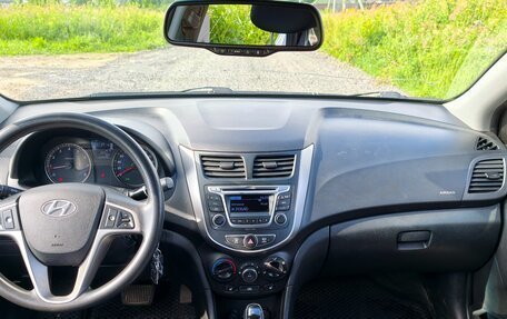 Hyundai Solaris II рестайлинг, 2014 год, 1 000 000 рублей, 5 фотография