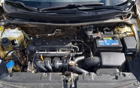 Hyundai Solaris II рестайлинг, 2014 год, 1 000 000 рублей, 8 фотография