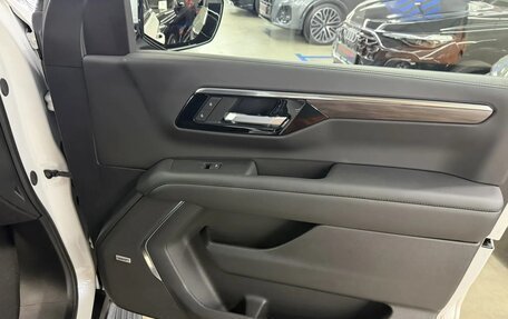 Chevrolet Tahoe IV, 2025 год, 12 699 000 рублей, 16 фотография