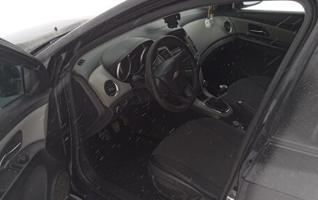 Chevrolet Cruze II, 2012 год, 590 000 рублей, 9 фотография