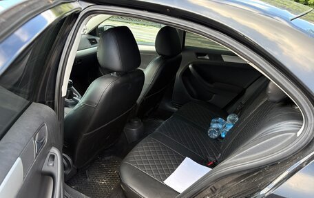 Volkswagen Jetta VI, 2012 год, 850 000 рублей, 6 фотография