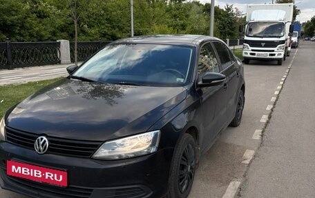 Volkswagen Jetta VI, 2012 год, 850 000 рублей, 2 фотография