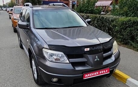 Mitsubishi Outlander III рестайлинг 3, 2007 год, 830 000 рублей, 1 фотография