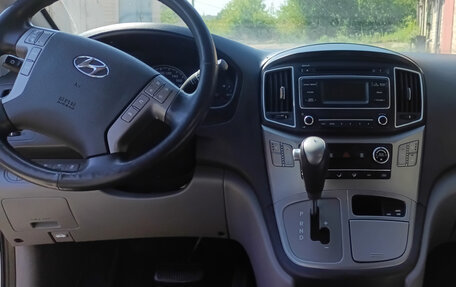 Hyundai H-1 II рестайлинг, 2021 год, 3 099 000 рублей, 12 фотография