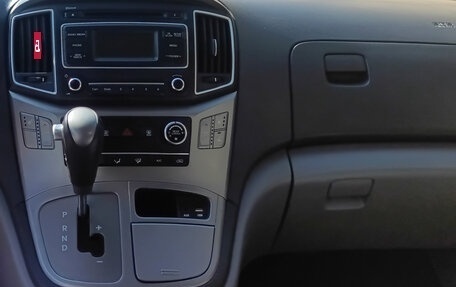 Hyundai H-1 II рестайлинг, 2021 год, 3 099 000 рублей, 13 фотография