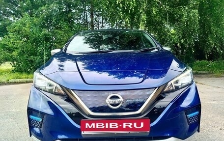 Nissan Leaf II, 2019 год, 1 950 000 рублей, 5 фотография