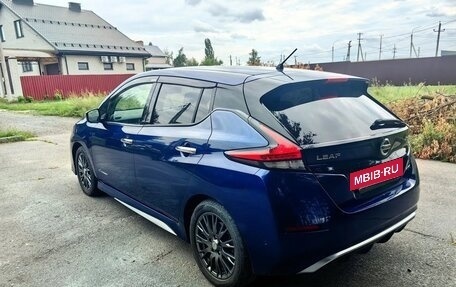 Nissan Leaf II, 2019 год, 1 950 000 рублей, 3 фотография