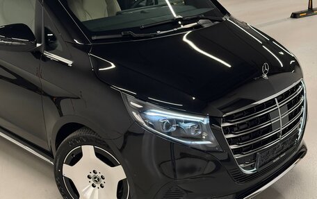 Mercedes-Benz V-Класс, 2026 год, 15 000 000 рублей, 2 фотография