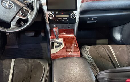 Toyota Camry, 2013 год, 1 170 000 рублей, 10 фотография
