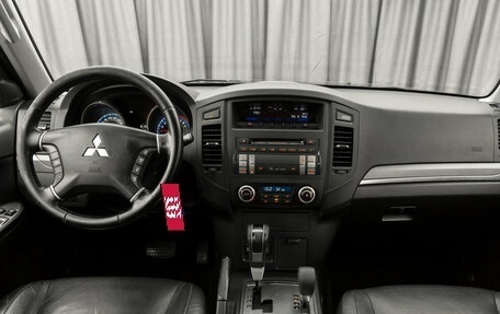 Mitsubishi Pajero IV, 2011 год, 2 080 000 рублей, 8 фотография