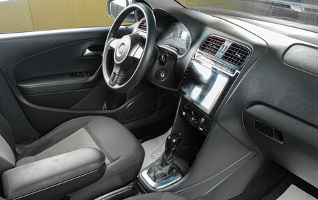 Volkswagen Polo VI (EU Market), 2012 год, 799 000 рублей, 11 фотография