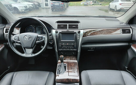 Toyota Camry, 2017 год, 2 030 000 рублей, 17 фотография