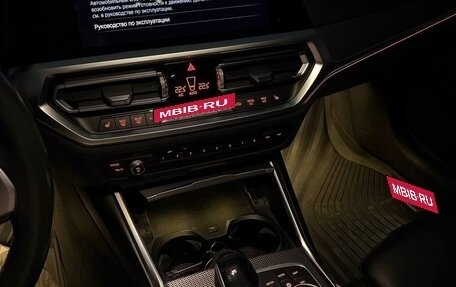 BMW 3 серия, 2019 год, 4 370 000 рублей, 11 фотография