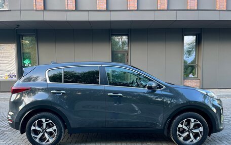 KIA Sportage IV рестайлинг, 2018 год, 1 790 000 рублей, 9 фотография