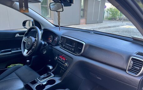 KIA Sportage IV рестайлинг, 2018 год, 1 790 000 рублей, 11 фотография
