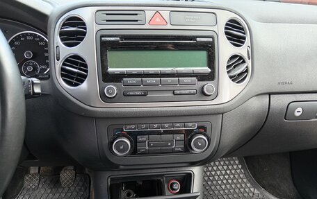Volkswagen Tiguan I, 2011 год, 1 300 000 рублей, 11 фотография