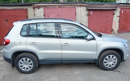 Volkswagen Tiguan I, 2011 год, 1 300 000 рублей, 4 фотография