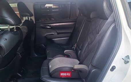 Toyota Highlander, 2021 год, 5 400 000 рублей, 11 фотография