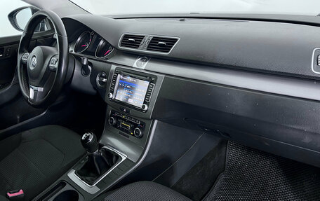 Volkswagen Passat B7, 2011 год, 995 000 рублей, 10 фотография