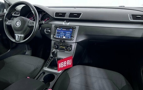 Volkswagen Passat B7, 2011 год, 995 000 рублей, 11 фотография