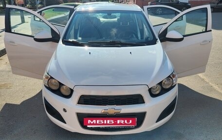 Chevrolet Aveo III, 2012 год, 500 000 рублей, 4 фотография