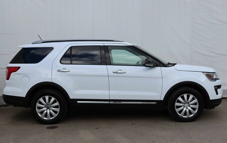 Ford Explorer VI, 2018 год, 2 690 000 рублей, 7 фотография
