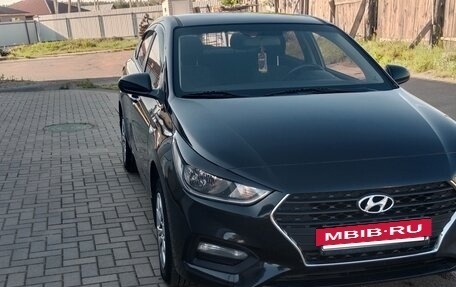 Hyundai Solaris II рестайлинг, 2017 год, 1 140 000 рублей, 4 фотография