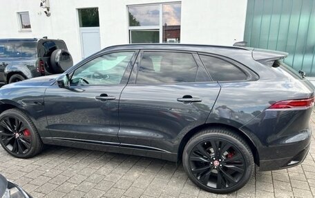 Jaguar F-Pace, 2021 год, 11 200 000 рублей, 2 фотография