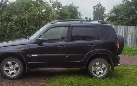 Chevrolet Niva I рестайлинг, 2011 год, 600 000 рублей, 5 фотография