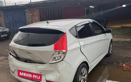 Hyundai Solaris II рестайлинг, 2015 год, 515 000 рублей, 9 фотография