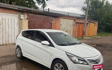 Hyundai Solaris II рестайлинг, 2015 год, 515 000 рублей, 4 фотография
