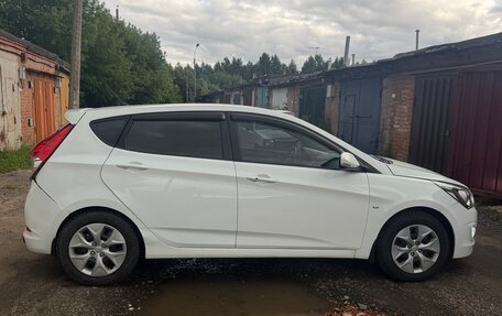 Hyundai Solaris II рестайлинг, 2015 год, 515 000 рублей, 10 фотография