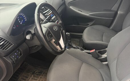Hyundai Solaris II рестайлинг, 2015 год, 515 000 рублей, 20 фотография