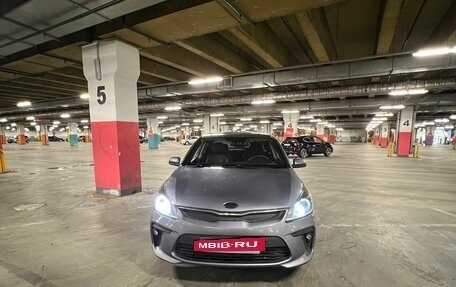 KIA Rio IV, 2018 год, 850 000 рублей, 2 фотография