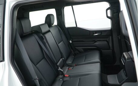 Toyota Land Cruiser Prado, 2025 год, 10 827 077 рублей, 8 фотография