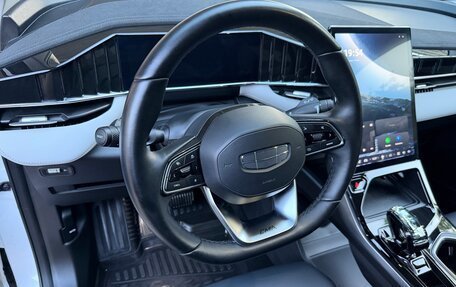 Geely Atlas, 2024 год, 2 300 000 рублей, 18 фотография