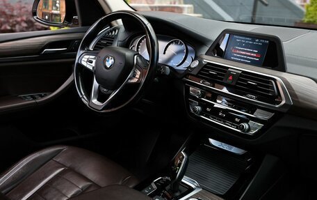 BMW X3, 2019 год, 3 000 000 рублей, 31 фотография