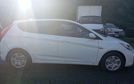 Hyundai Solaris II рестайлинг, 2012 год, 729 000 рублей, 4 фотография