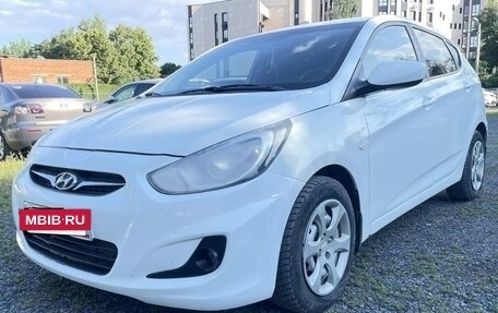 Hyundai Solaris II рестайлинг, 2012 год, 729 000 рублей, 3 фотография