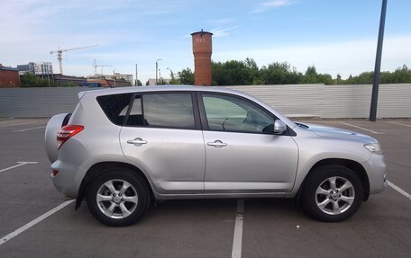 Toyota RAV4, 2011 год, 1 215 000 рублей, 2 фотография