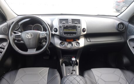 Toyota RAV4, 2011 год, 1 215 000 рублей, 9 фотография