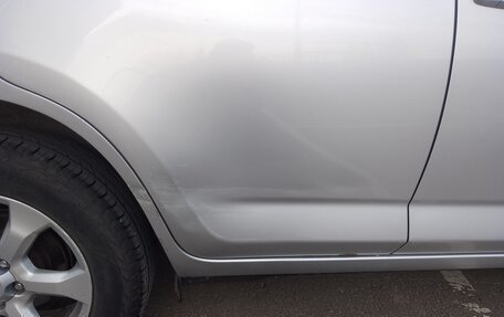 Toyota RAV4, 2011 год, 1 215 000 рублей, 14 фотография