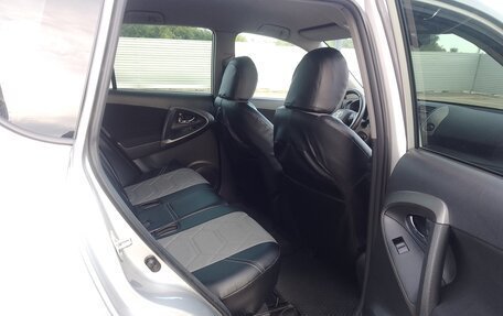 Toyota RAV4, 2011 год, 1 215 000 рублей, 12 фотография