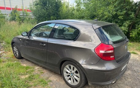 BMW 1 серия, 2008 год, 600 000 рублей, 11 фотография