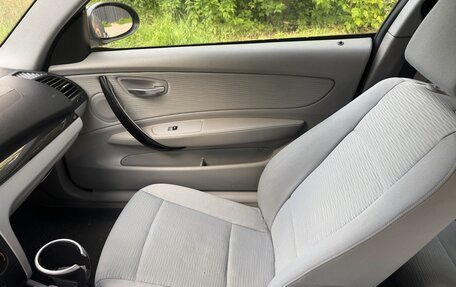BMW 1 серия, 2008 год, 600 000 рублей, 6 фотография